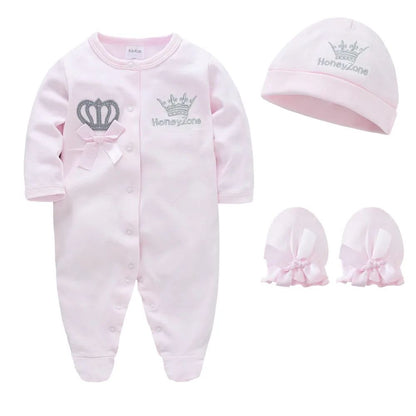 Ensemble pyjama bebe rose avec bonnet et moufles assortis