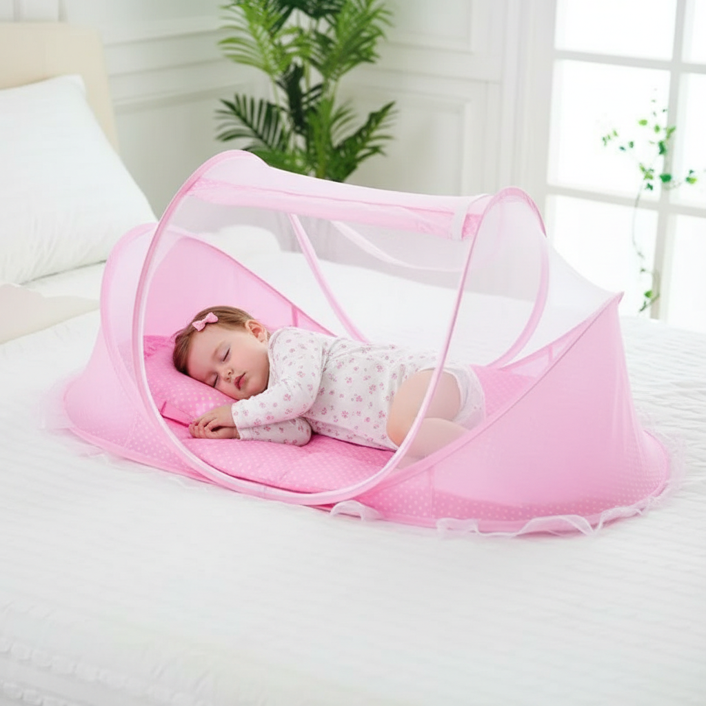 Bébé fille – moustiquaire rose – 1:1
