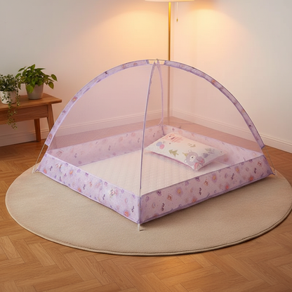 Moustiquaire violette vide – tapis – décor cosy – 1:1